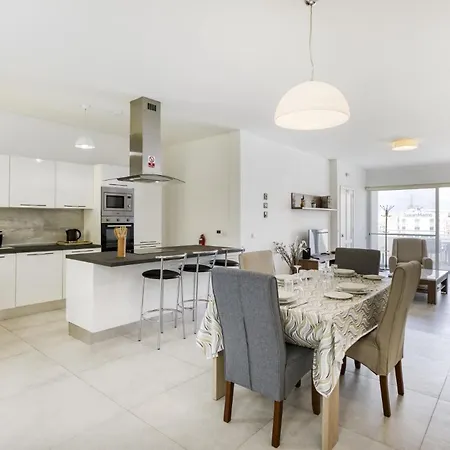 Fleur De Mai Penthouse With Large Terrace In Gzira * Ta Xbiex